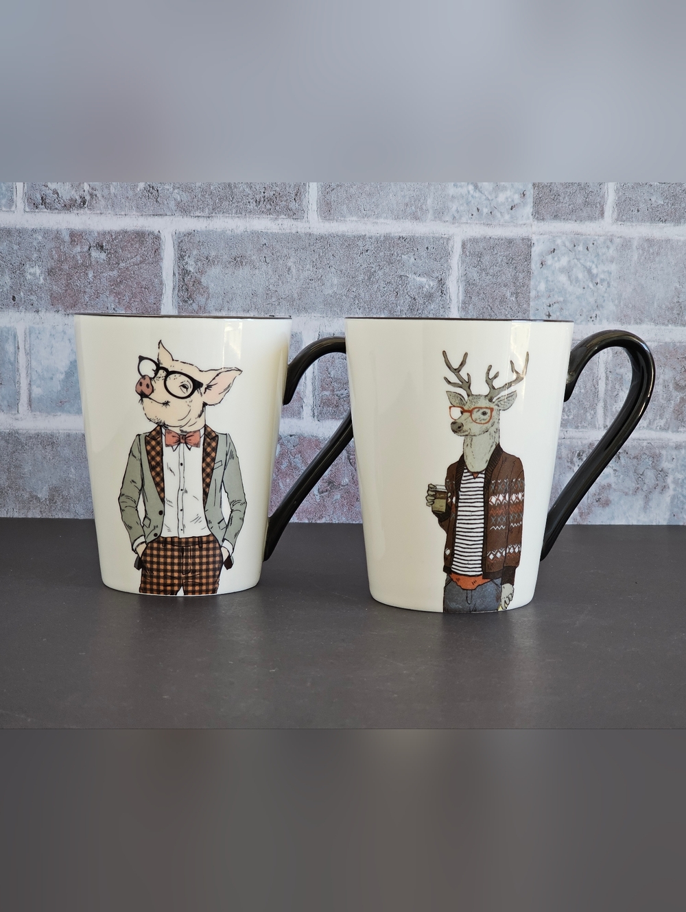 Set Of 2 Signature Housewares Hipster Mugs, Deer And Pig